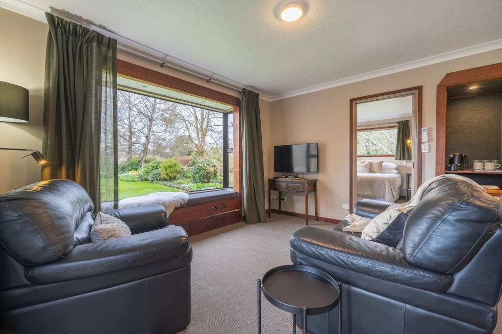 Te Anau Cottage Екстер'єр фото